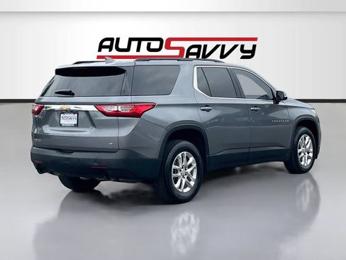 Used 2019 Chevrolet Traverse LT FWD image 7
