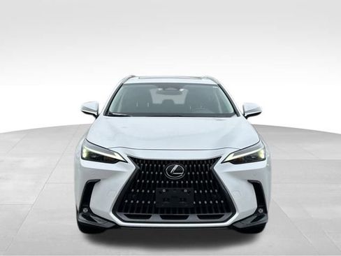 Used 2023 Lexus NX 250 FWD image 2