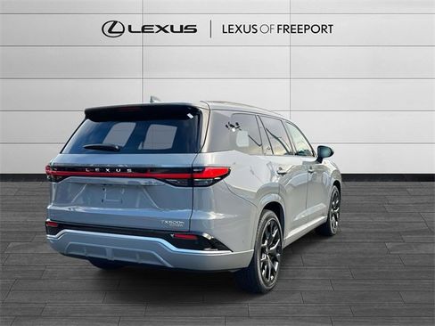 Used 2024 Lexus TX 500h AWD image 5
