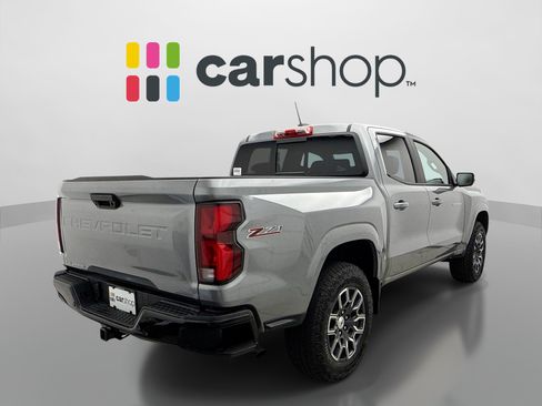 Used 2024 Chevrolet Colorado Z71 w/ Z71 Convenience Package 2 AWD/4WD image 5