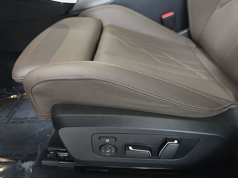 Used 2025 BMW X3 xDrive30i w/ Convenience Package image 28