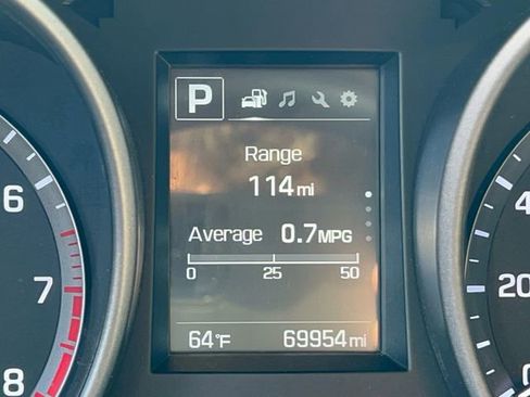 Used 2017 Hyundai Santa Fe Sport image 26