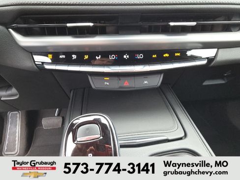 Used 2025 Cadillac XT4 Premium Luxury AWD/4WD image 23