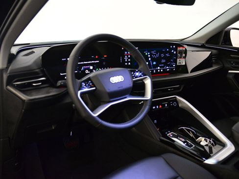 New 2025 Audi Q5 Premium Plus image 3
