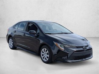 Used 2024 Toyota Corolla LE FWD video 3
