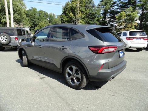 Used 2025 Ford Escape ST-Line AWD/4WD image 7