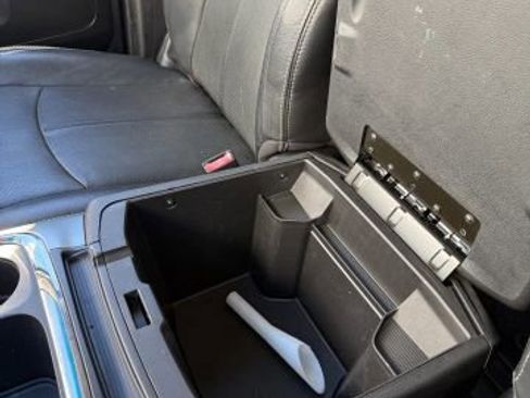 Used 2018 RAM 2500 Laramie w/ Sport Appearance Group image 40