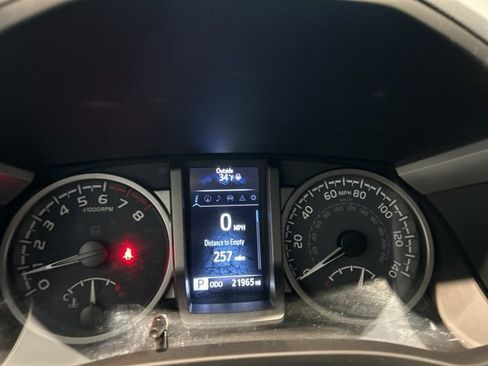 Used 2023 Toyota Tacoma Limited image 11