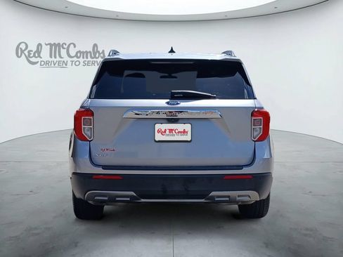 Used 2022 Ford Explorer XLT w/ Equipment Group 202A RWD image 4