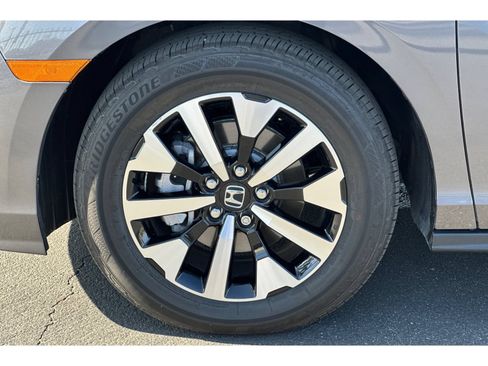 Used 2026 Honda Odyssey EX-L image 10