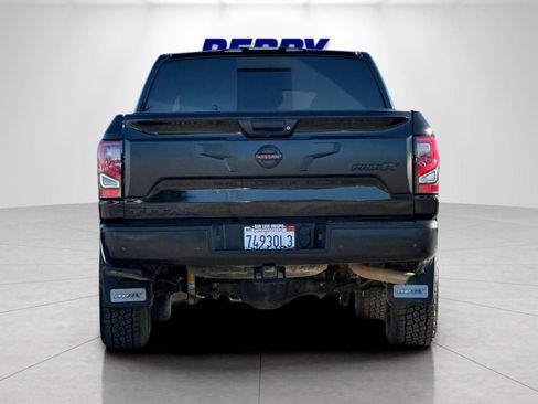 Used 2021 Nissan Titan PRO-4X w/ Pro-4x Convenience Package image 4