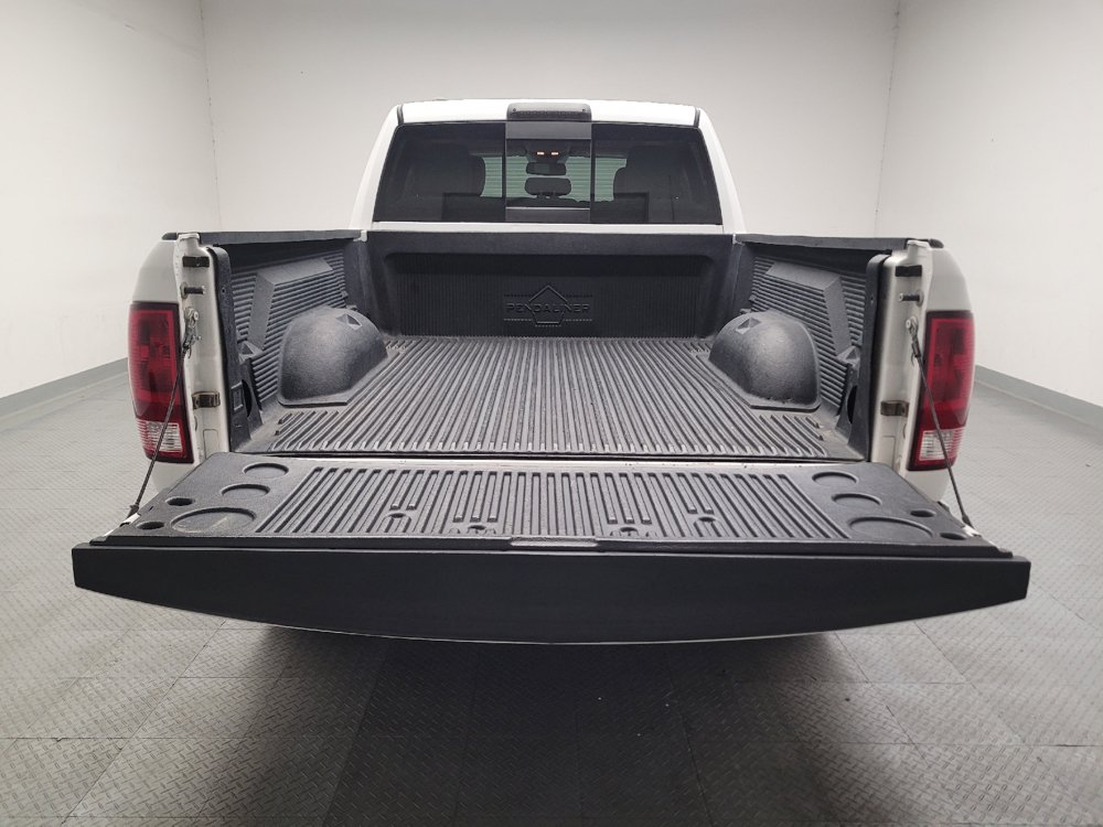 Used 2016 RAM 1500 Classic SLT AWD/4WD image 29