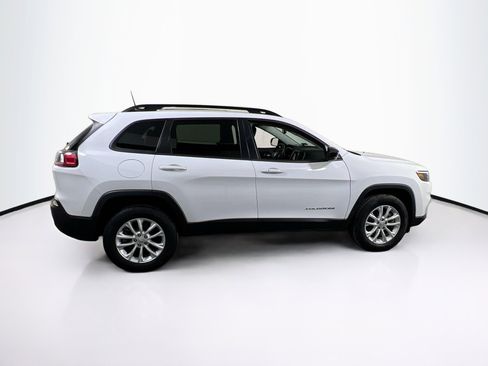 Used 2022 Jeep Cherokee Latitude Lux w/ Sun & Sound Group AWD/4WD image 4