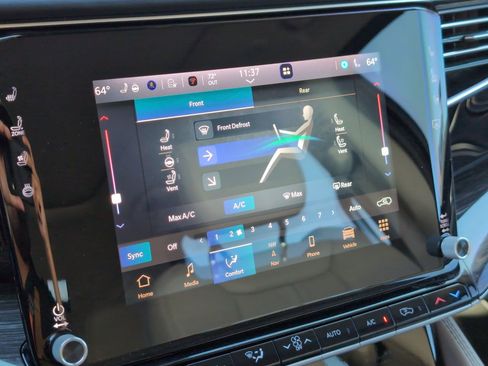 Used 2022 Jeep Wagoneer Series III w/ Premium Group I image 23