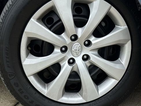 Used 2024 Toyota Corolla LE image 10