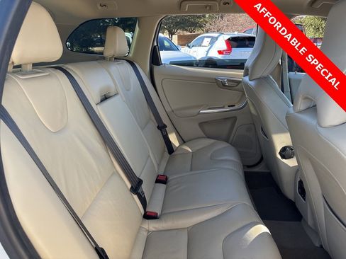 Used 2014 Volvo XC60 T6 image 9