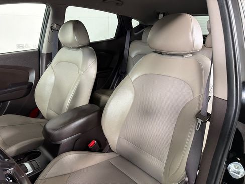 Used 2014 Hyundai Tucson SE AWD/4WD image 13