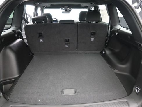 New 2025 Jeep Grand Cherokee Laredo X image 14