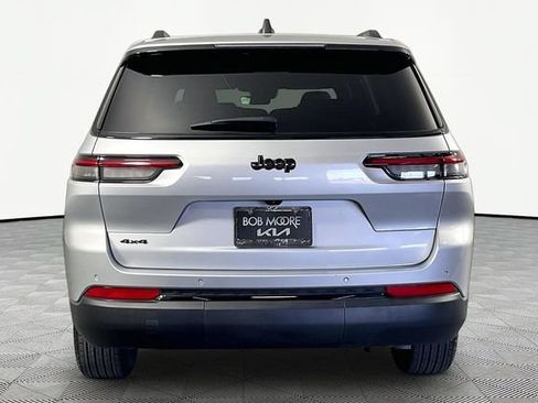 Used 2025 Jeep Grand Cherokee L Altitude AWD/4WD image 5