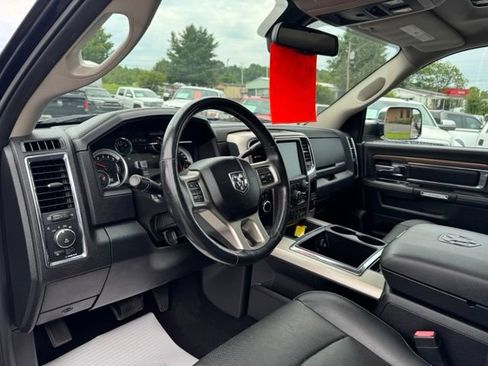 Used 2015 RAM 2500 Laramie w/ Convenience Group AWD/4WD image 8