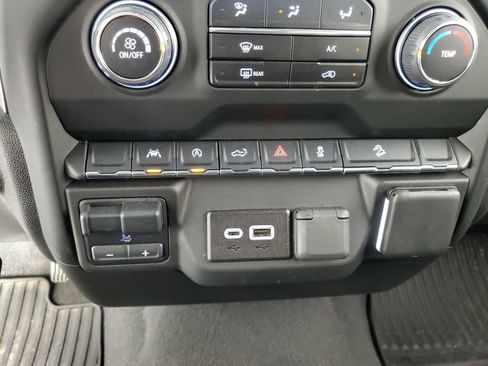 Used 2024 Chevrolet Silverado 1500 Custom Trail Boss w/ LPO, Dark Essentials Package AWD/4WD image 24