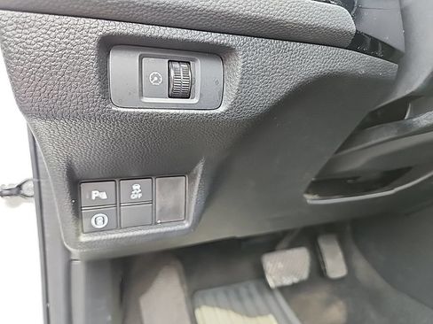 Used 2023 Honda Civic Touring image 28