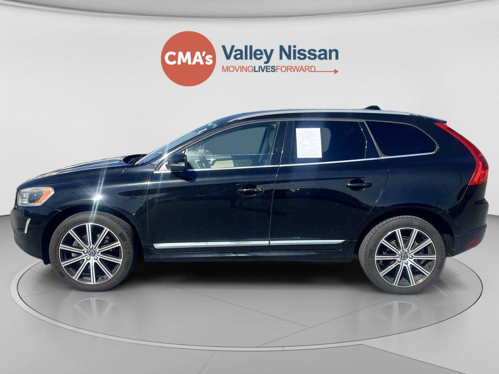 Used 2017 Volvo XC60 T6 Inscription w/ Advanced Package AWD/4WD image 2
