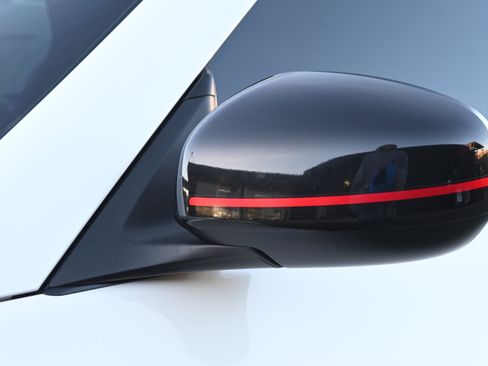 Used 2015 Nissan 370Z NISMO image 16