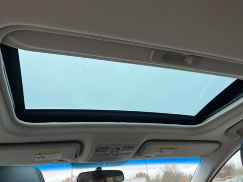 Used 2012 MAZDA CX-9 Touring w/ Moonroof & Bose Audio Pkg image 16