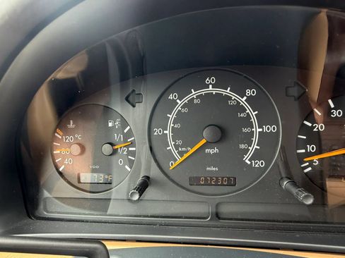 Used 1999 Mercedes-Benz ML 320 4MATIC image 44