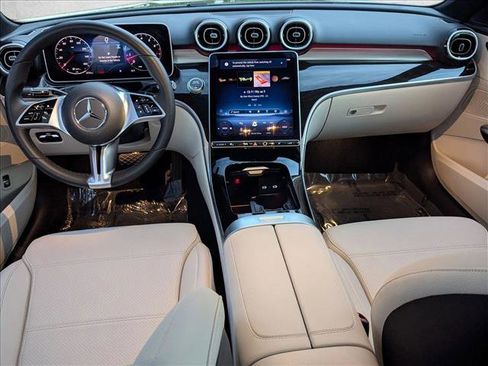 Used 2025 Mercedes-Benz C 300 Sedan image 17