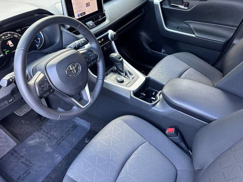 Used 2023 Toyota RAV4 XLE w/ Convenience Package AWD/4WD image 9