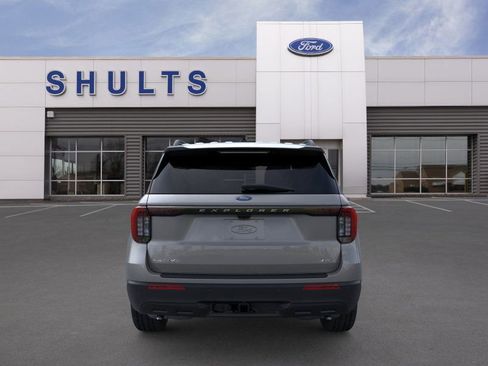 New 2026 Ford Explorer Active image 5