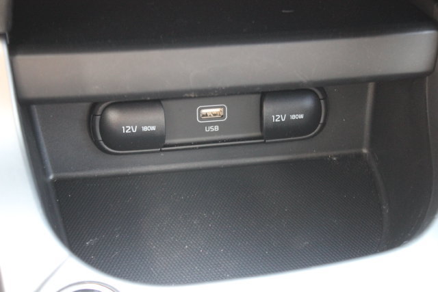 Certified 2025 Kia Seltos LX AWD/4WD image 8