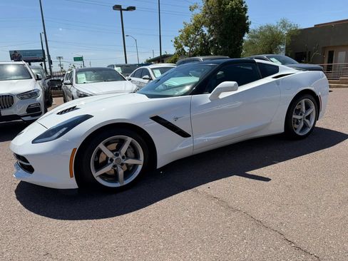 Used 2015 Chevrolet Corvette Stingray Coupe RWD image 8