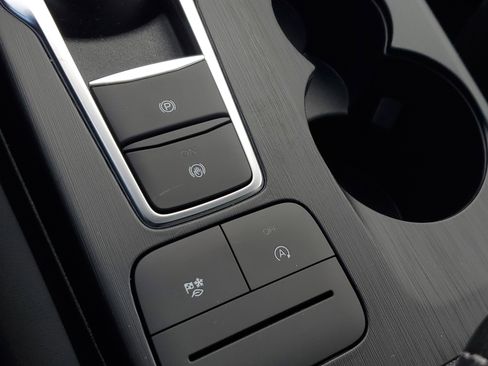 Certified 2026 Ford Escape Active w/ Cold Weather Package image 30