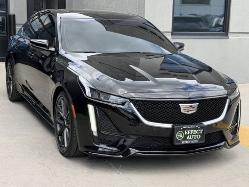 Used 2024 Cadillac CT5 Sport RWD image 7
