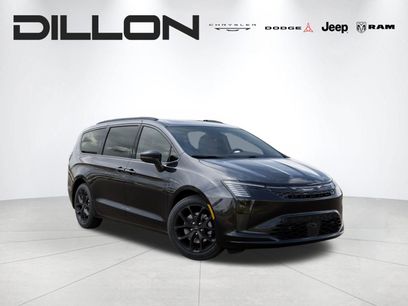 New 2027 Chrysler Pacifica Limited