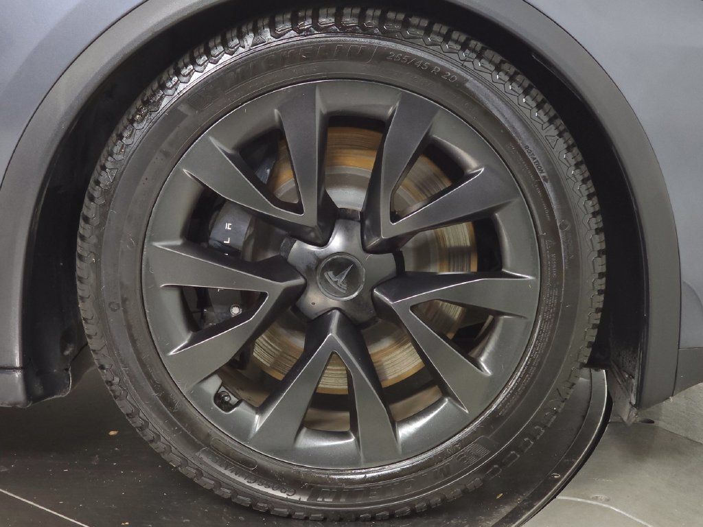 Used 2023 Tesla Model X AWD/4WD image 12