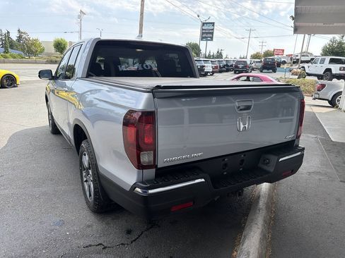 Used 2017 Honda Ridgeline RTL image 4