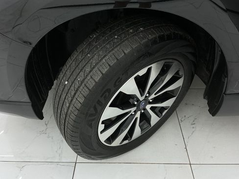 Used 2017 Subaru Outback 3.6R Limited AWD/4WD image 46