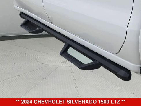 Used 2024 Chevrolet Silverado 1500 LTZ w/ LTZ Convenience Package II AWD/4WD image 39