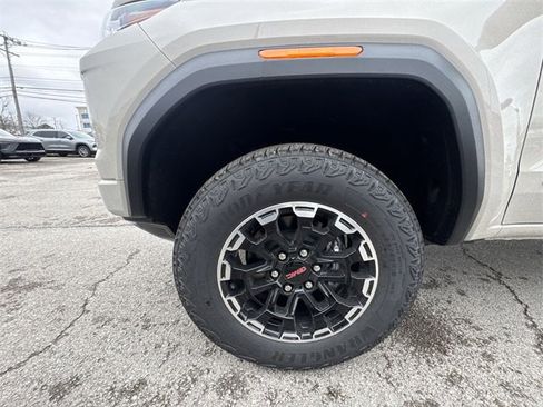 New 2026 GMC Canyon AT4 w/ Technology Plus Package image 10