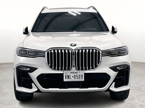 Used 2019 BMW X7 xDrive50i w/ Dynamic Handling Package image 3