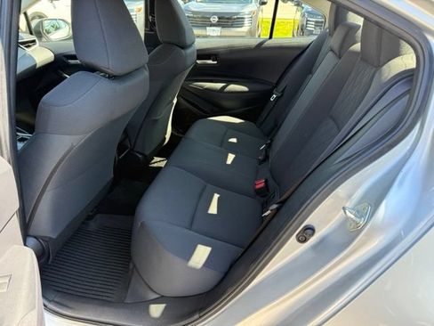 Used 2020 Toyota Corolla LE FWD image 25