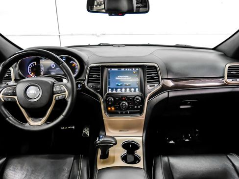 Used 2015 Jeep Grand Cherokee Overland AWD/4WD image 23