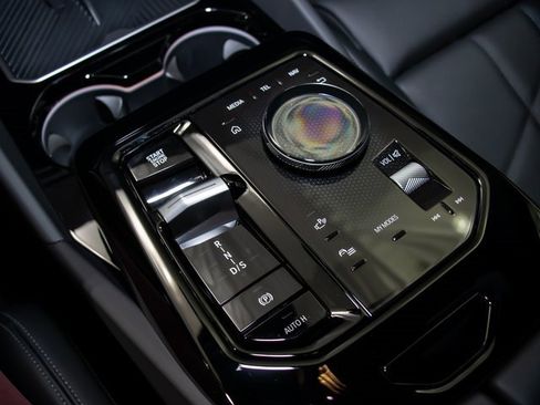 New 2026 BMW 540i xDrive w/ M Sport Package image 19