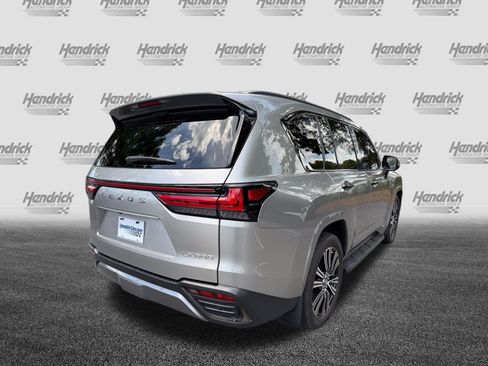 Used 2023 Lexus LX 600 4WD w/ Appearance Package image 9