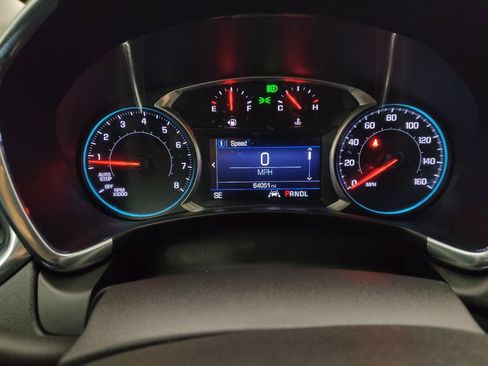 Used 2021 Chevrolet Equinox LT image 23