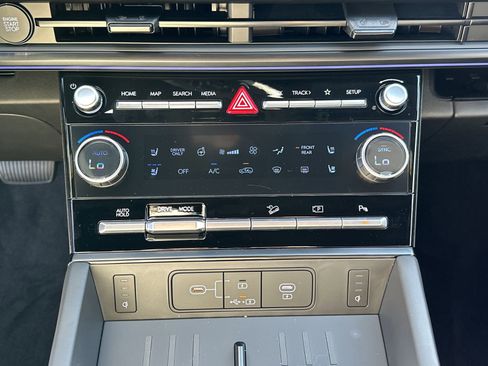 New 2026 Hyundai Santa Fe Calligraphy image 17